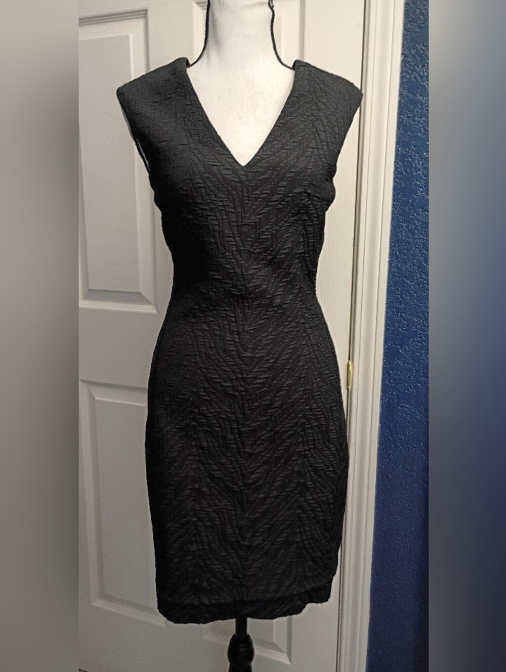 Mango Black Textured V-Neck Sheath Dress